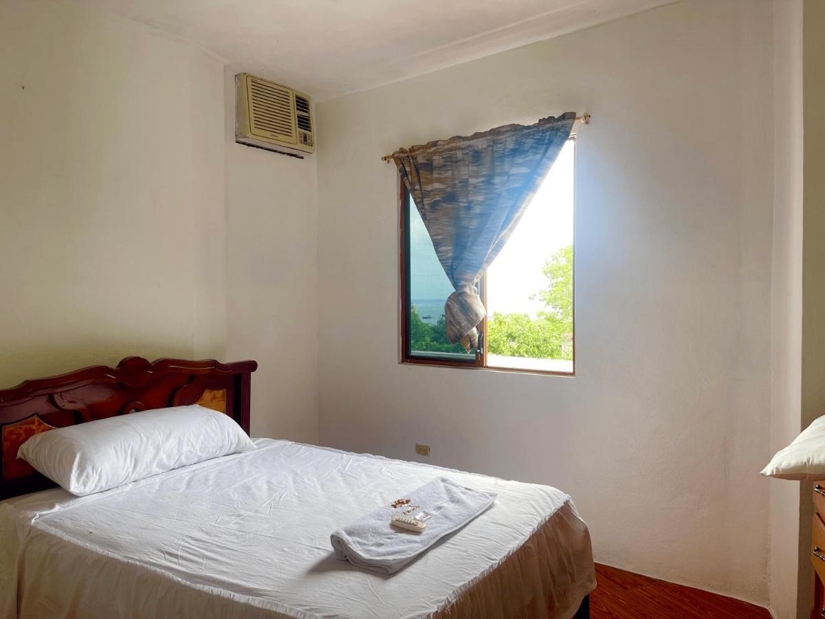 Hostal Vista Al Mar Hotell Puerto Baquerizo Moreno Exteriör bild