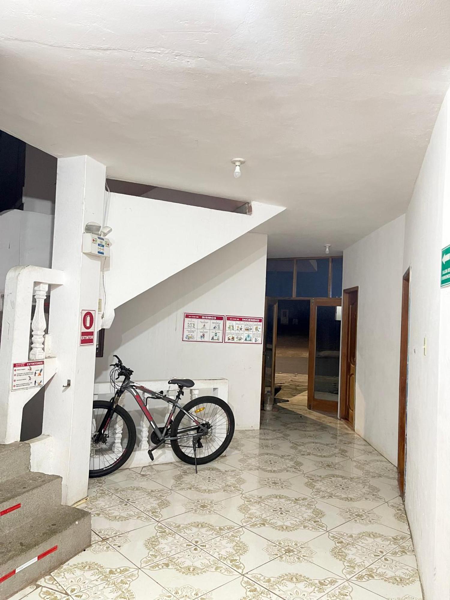 Hostal Vista Al Mar Hotell Puerto Baquerizo Moreno Exteriör bild