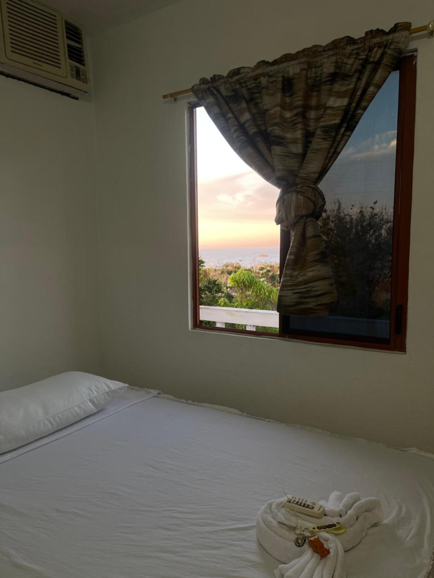 Hostal Vista Al Mar Hotell Puerto Baquerizo Moreno Exteriör bild