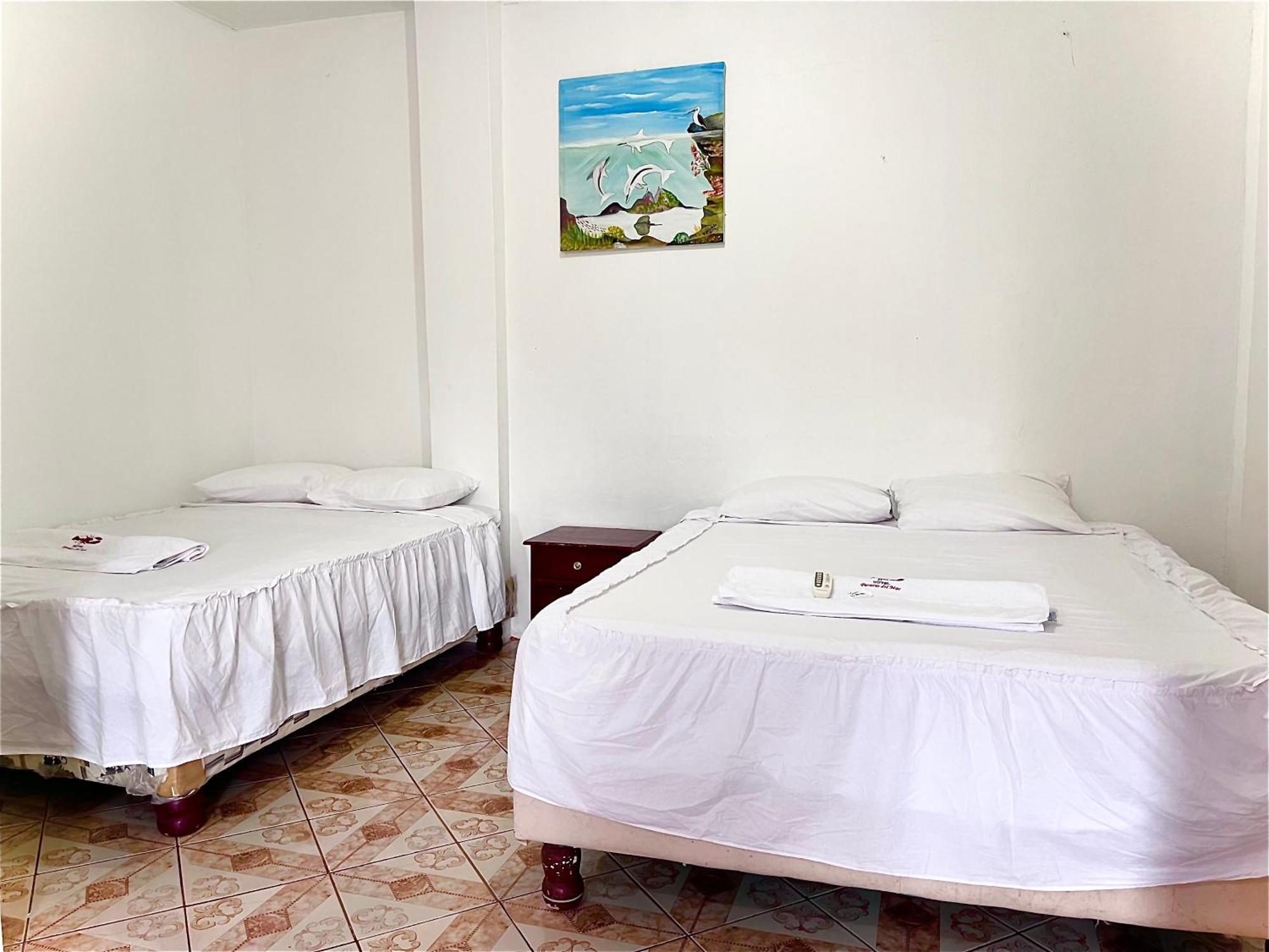 Hostal Vista Al Mar Hotell Puerto Baquerizo Moreno Exteriör bild